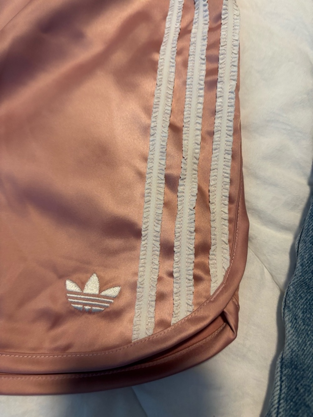 adidas Originals Women's Satin Ruffle 3-Stripes Shorts - NWOT - Picture 4 of 6